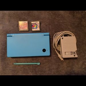Blue Nintendo DS